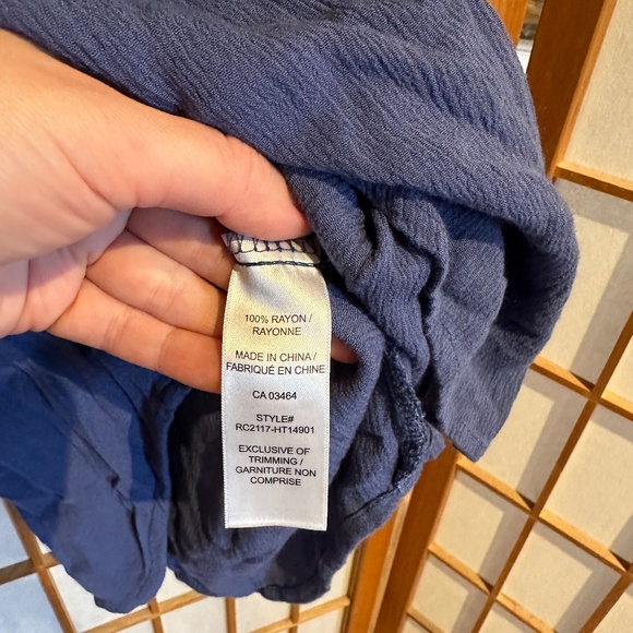 Blue Rickis embroidery top - Picture 5 of 7